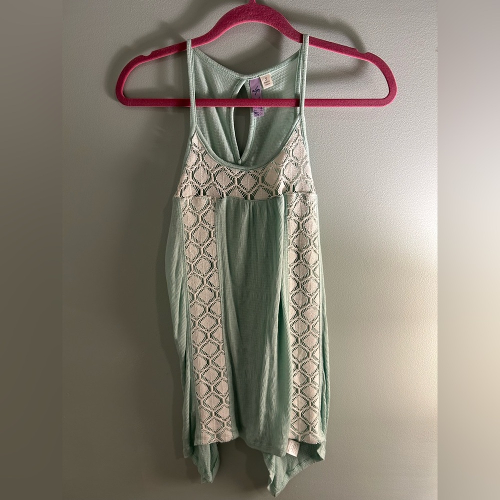 Alya from Francesca’s green tank top